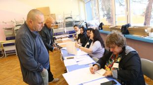 Ето как върви гласуването в София към 11 ч.