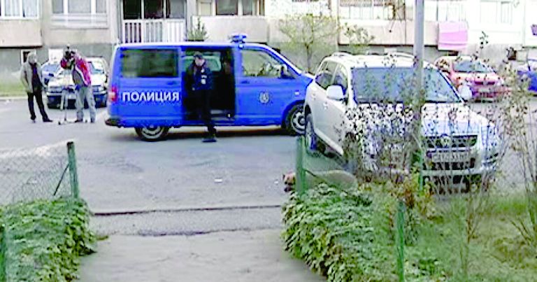 Откриха тялото на 33-годишен мъж в Пловдив.От полицията съобщават, че