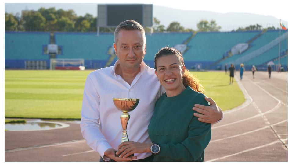 Кандидатът за кмет на София поздрави най-добрата лекоатлетка в света