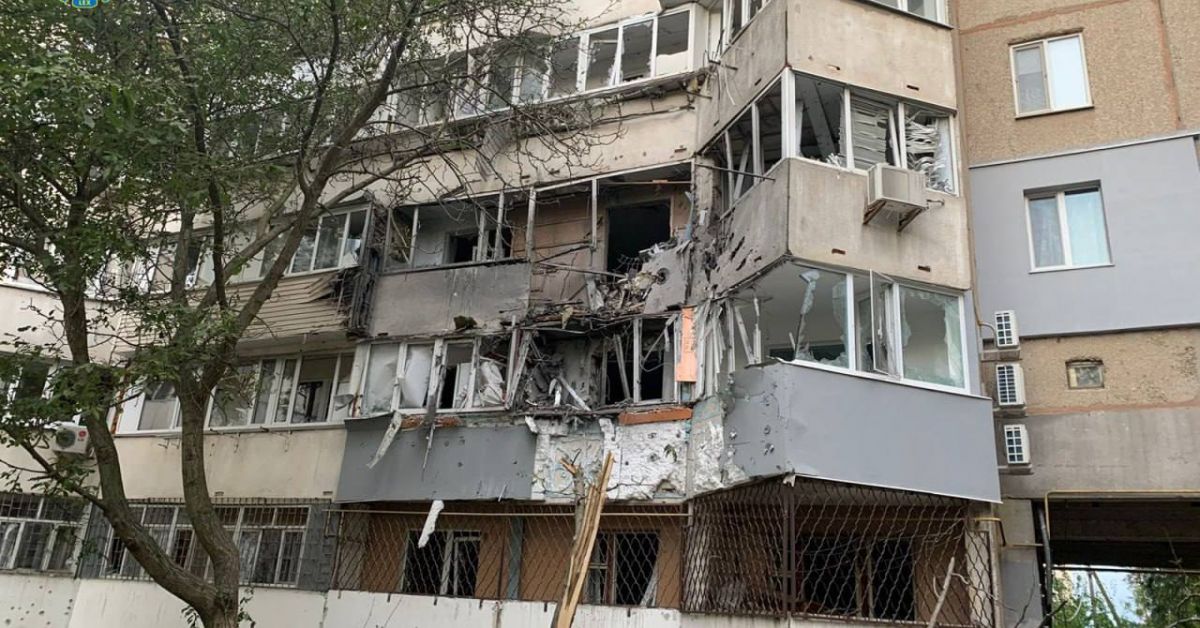 При руски обстрел тази нощ на жилищни квартали на град