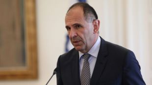 Гръцкият външен министър: Гърция е готова да помогне за транспортирането на украинско зърно през нейните пристанища