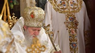 Патриарх Неофит приет във ВМА с белодробно заболяване (обзор)