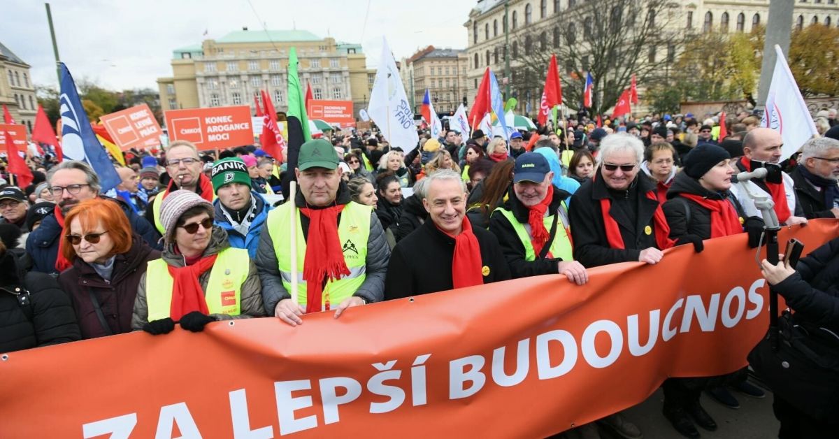 “Шкода спря работа1 милион души подкрепят протестаСиндикални организации в Чехия