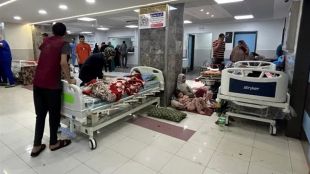 Главната болница в Ивицата Газа Аш Шифа спря