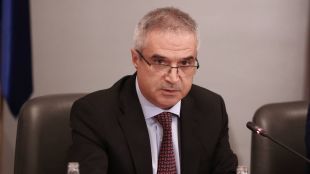Парламентът ще изслуша министъра на енергетиката Румен Радев в четвъртък