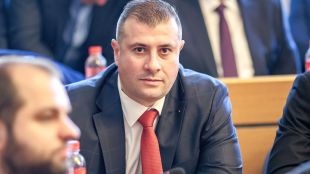Станислав Младенов пита кмета Терзиев за мерки срещу нерегламентирано сметище върху общински терени в "Модерно предградие"