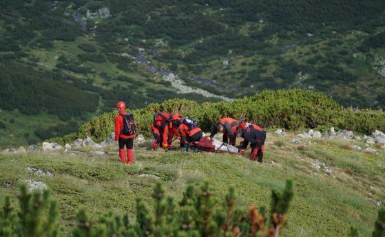 Туристка е загинала в Стара планина, а мъж и жена