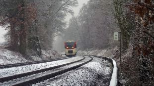 БДЖ ще организира няколко Коледни пътувания с влак теглен от