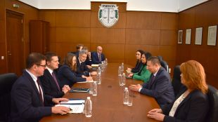 Изпълняващият функциите главен прокурор Борислав Сарафов е провел среща с