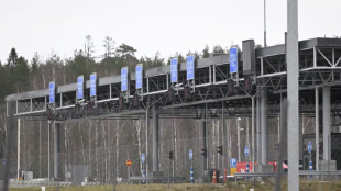 Огради ще бъдат монтирани в полунощ на границата между Финландия