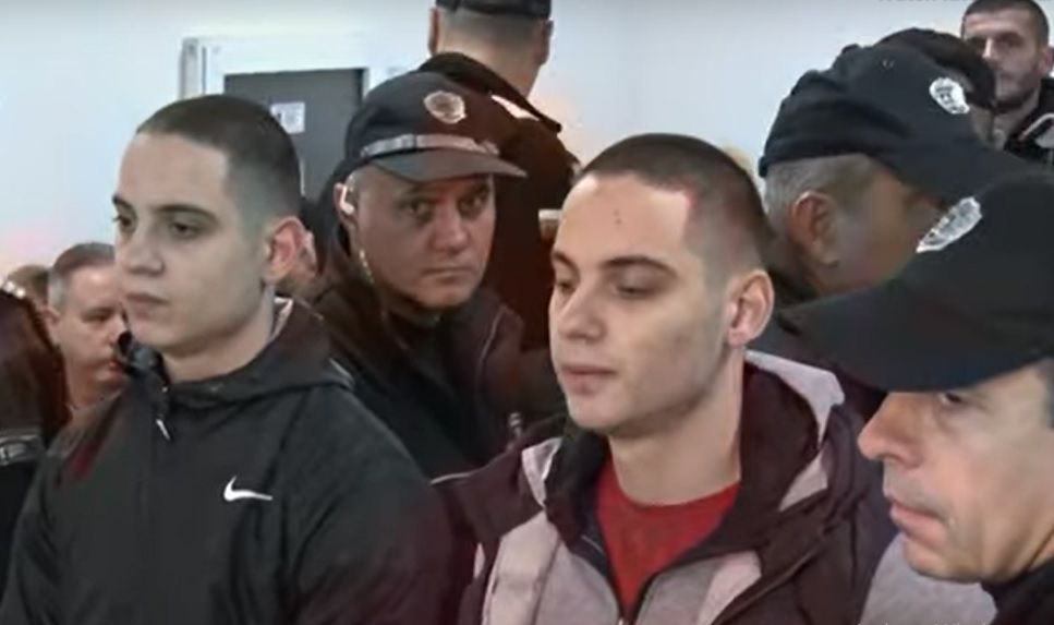 В Районен съд-Пловдив започна съдебният процес срещу близнаците Валентин и
