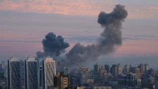 Русия нанесе въздушен удар по Киев рано в неделя а