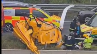 Хеликоптер се е разбил на магистрала в Мадрид след като