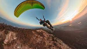 Варненски парашутисти спасиха живота на свой колегаПълзял 400 метраВарненски парапланеристи
