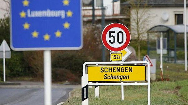 Въвеждат общоевропейски мерки за ограничаване на достъпа чужденци до ЕССтраните