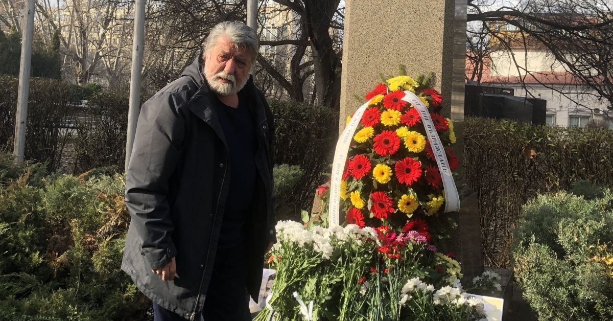 Вежди Рашидов положи цветя на паметника на Христо Ботев на