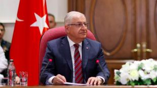 Турският министър на отбраната Яшар Гюлер приветства честния и конструктивен