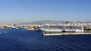 Забраната за отплаване от пристанище Пирея отпада постепенно от тази