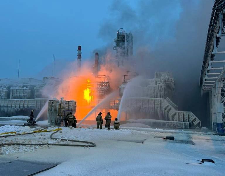 Пожар е избухнал в терминал на най-големия руски производител на
