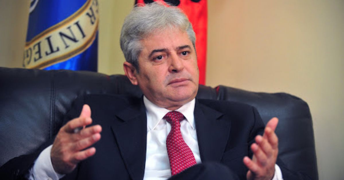 Лидерът на най-голямата партия на албанците в Северна Македония, Демократичният