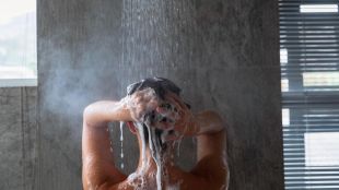 Горещата вода съсипва косатаМного жени обичат да се къпят в