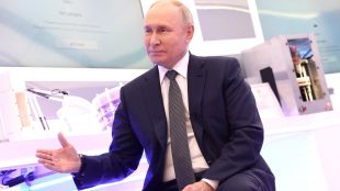 Руският президент Владимир Путин спечели последните избори което означава че