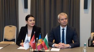 Делегация на Възраждане се завърна от Молдова след среща с