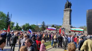 Кметът на София Васил Терзиев да забрани честванията на Деня