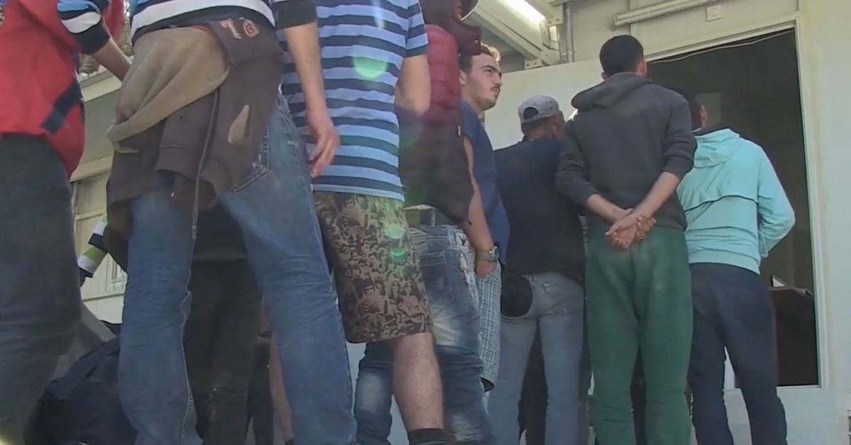 Връщането на мигранти от Австрия към България е сред условията