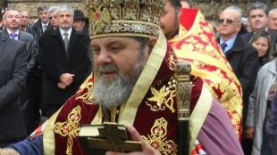 Великотърновският митрополит Григорий временно поема ръководството на Светия синод след