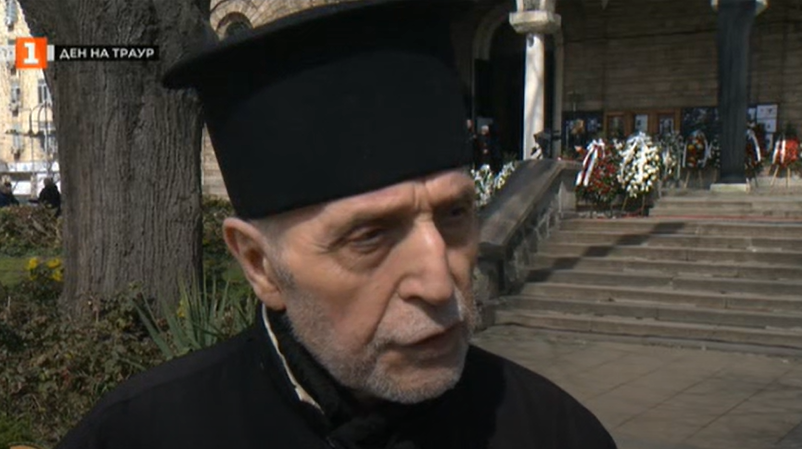 Патриархът остави обединена църква, въпреки вътрешни проблеми, които тепърва ще