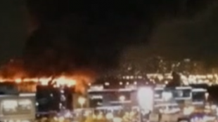 Нападатели стреляха в концертната зала Крокус сити хол в Москва По
