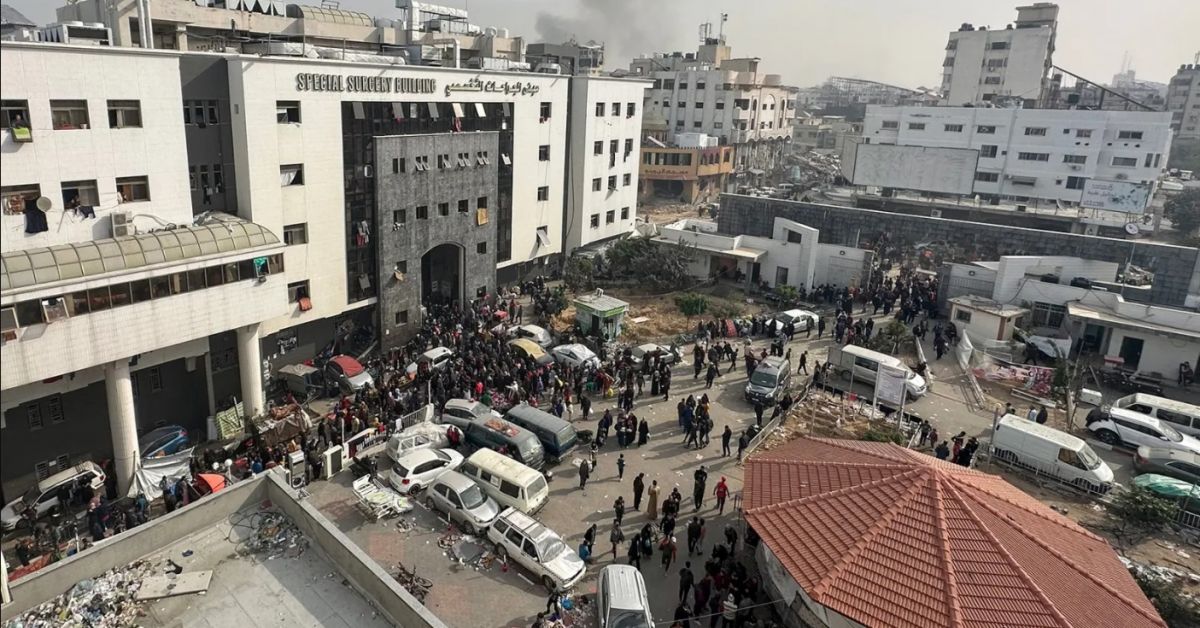 Снимка: Израелската армия пое контрола над болницата 