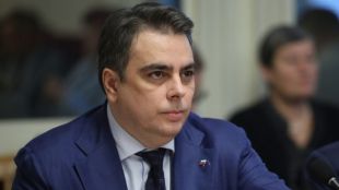 Съпредседателят на ПП ДБ Асен Василев определи неуспешния опит за