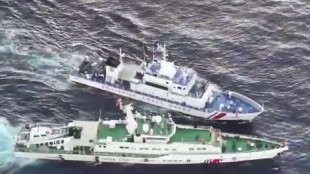 Американските власти твърдят че сблъсъкът между корабите на китайската и