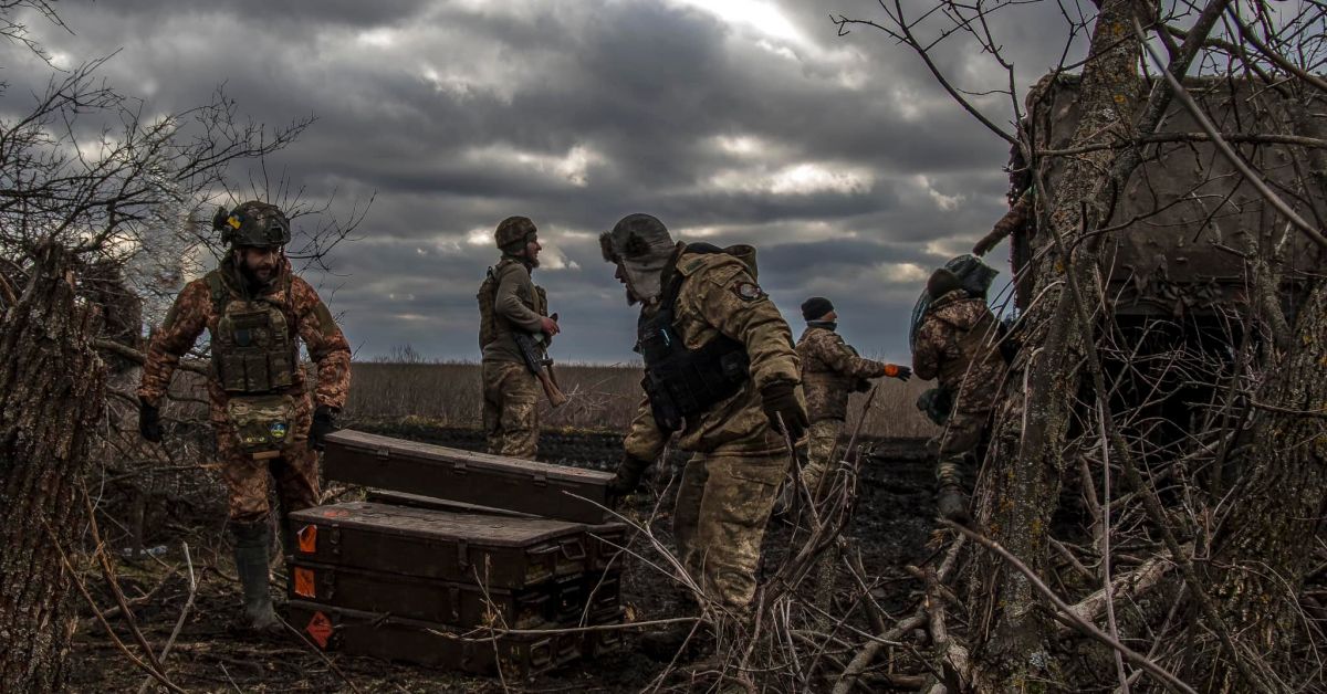 Руска армия превъзхожда украинската по численост и по количество и