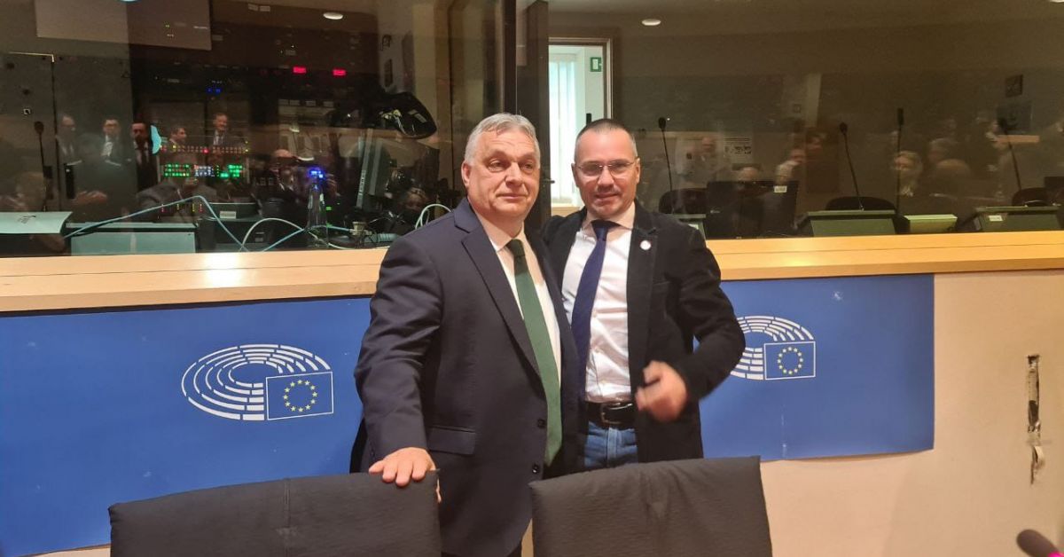 Вчера българският представител в ЕП Ангел Джамбазки се срещна с