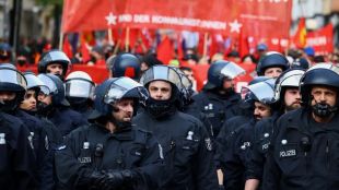 Берлин мобилизира 5500 полицаи за първомайските демонстрации на левите