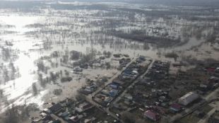 Повече от 10 400 жилища в Русия са наводнени съобщи