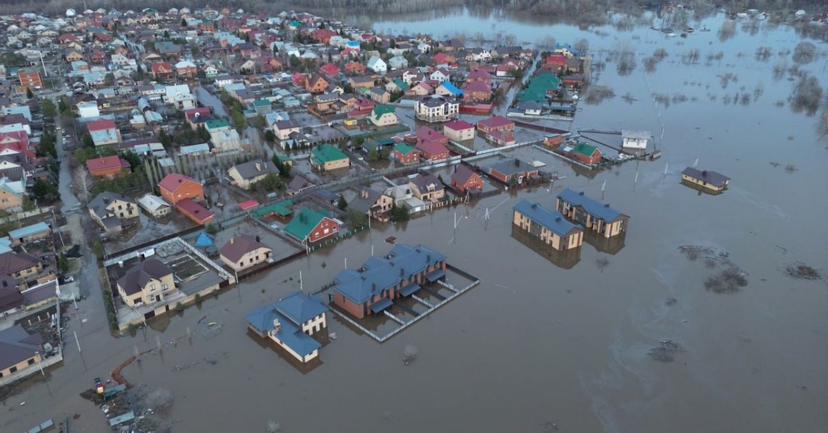 Властите на руския град Оренбург призоваха за масова евакуация на