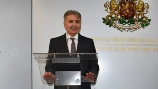 Петко Николов встъпи в длъжност като служебен министър на икономиката