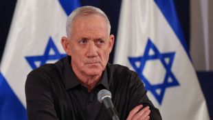 Ултиматум към премиера Бенямин НетаняхуБени Ганц заплаши с оставкаМинистърът от