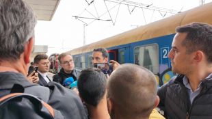 Не е имало челен сблъсък между двата влака в София