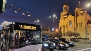 Варна ще има нощен градски транспорт през лятото