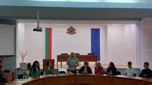 Комисията за борба срещу противообществени прояви в Свищов с беседа за наркотиците и последиците от употребата им