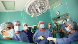 Четирима хирурзи от Хърватия са на двудневен курс на обучение