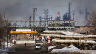 Украйна удари отново петролната рафинерия на Роснефт в Рязан Дронове