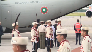 Военно транспортният самолет Спартан на българските ВВС с тленните останки