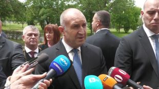 Радев: България има твърда решимост да укрепва отбранителния си потенциал