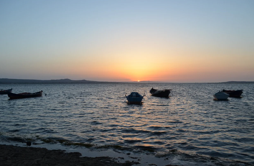 Близо 140 мигранти достигнаха бреговете на Гърция за едно денонощие,